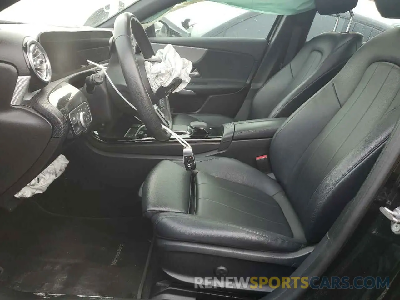 7 Photograph of a damaged car WDD3G4EB8KW001977 MERCEDES-BENZ A-CLASS 2019