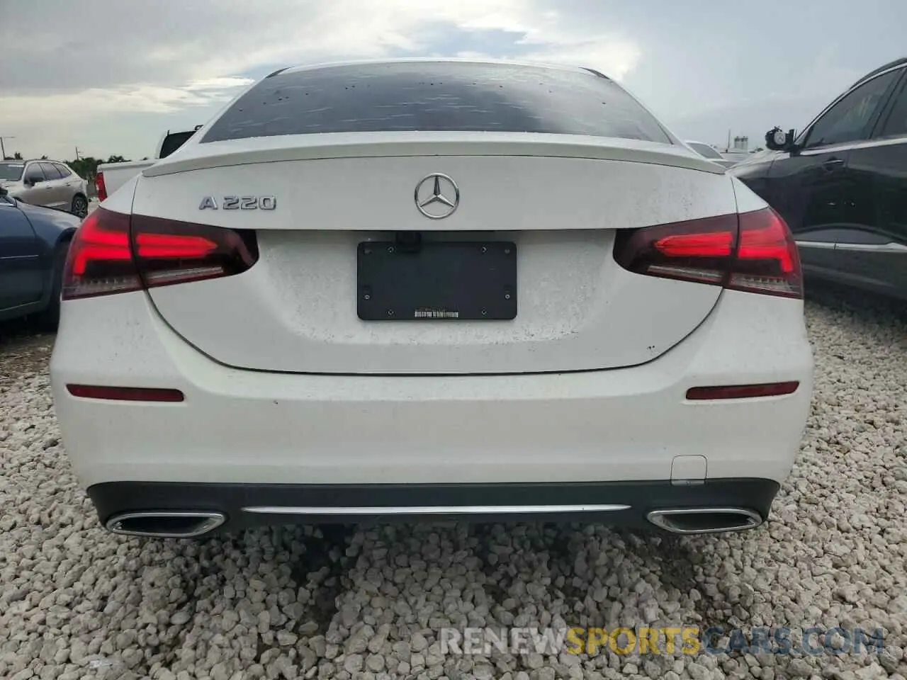 6 Photograph of a damaged car WDD3G4EB8KW020688 MERCEDES-BENZ A-CLASS 2019