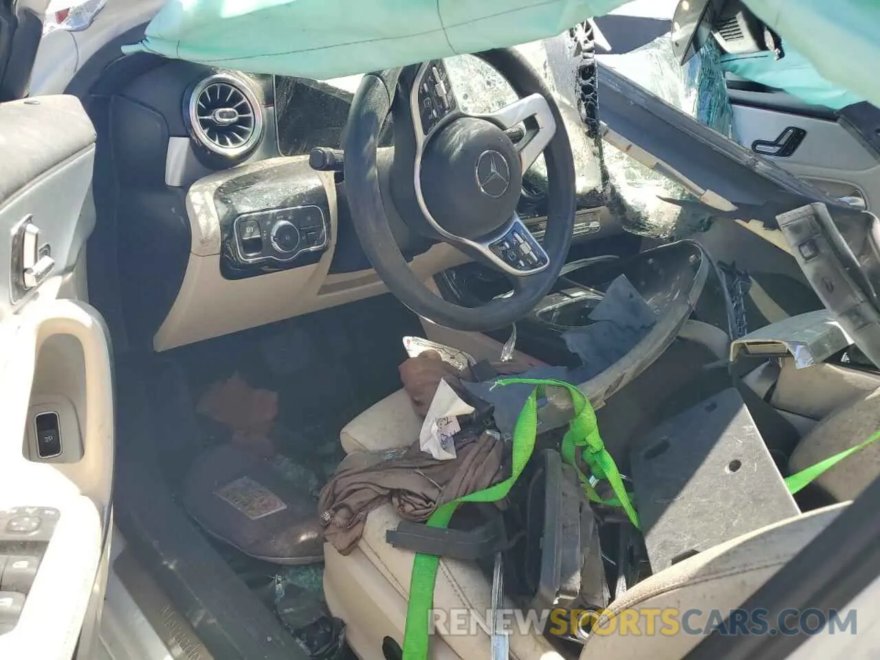 8 Photograph of a damaged car WDD3G4EB8KW022280 MERCEDES-BENZ A-CLASS 2019