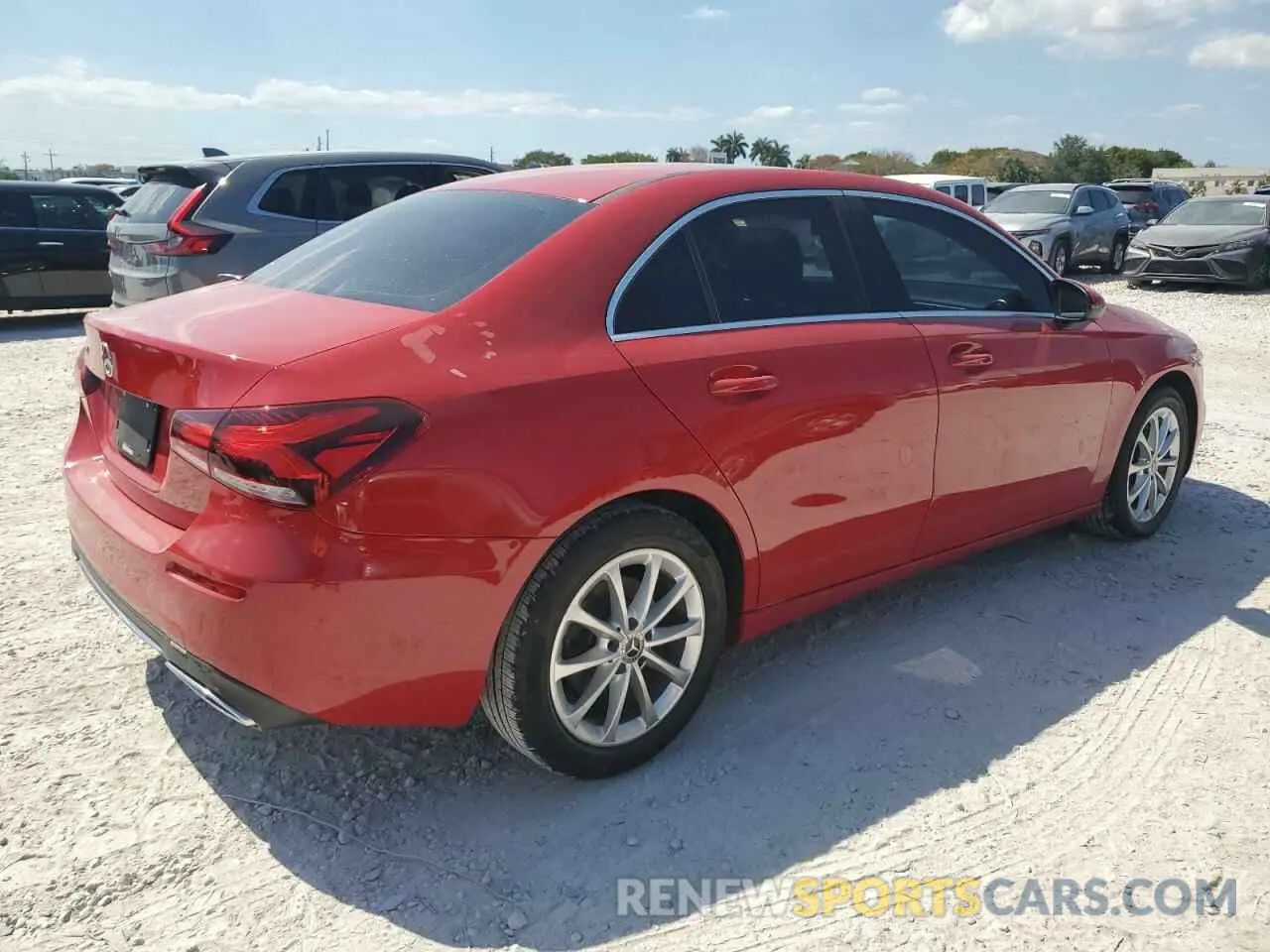 3 Photograph of a damaged car WDD3G4EB8KW027205 MERCEDES-BENZ A-CLASS 2019