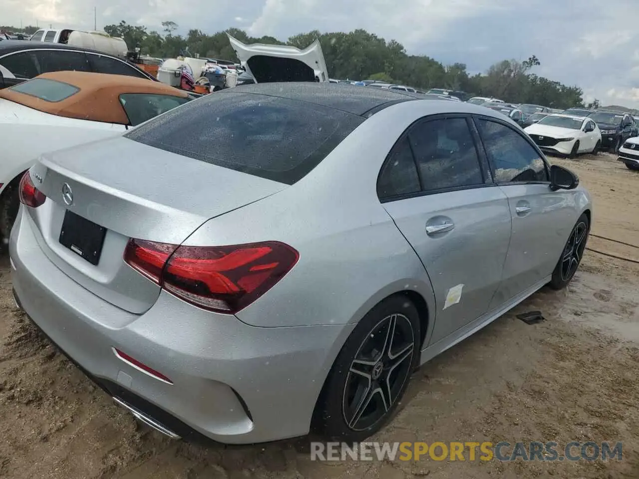 3 Photograph of a damaged car WDD3G4EB9KW009182 MERCEDES-BENZ A-CLASS 2019