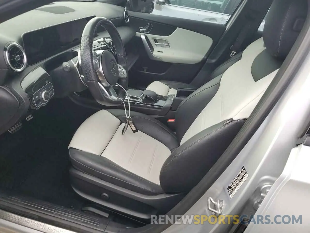 7 Photograph of a damaged car WDD3G4EB9KW009182 MERCEDES-BENZ A-CLASS 2019