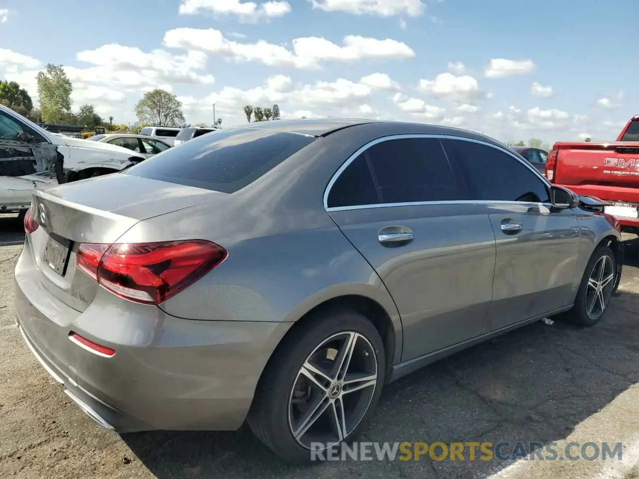3 Photograph of a damaged car WDD3G4EB9KW025155 MERCEDES-BENZ A-CLASS 2019