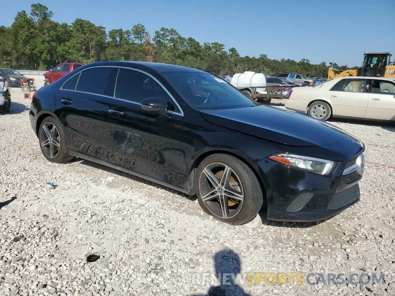 4 Photograph of a damaged car WDD3G4EB9KW034311 MERCEDES-BENZ A-CLASS 2019