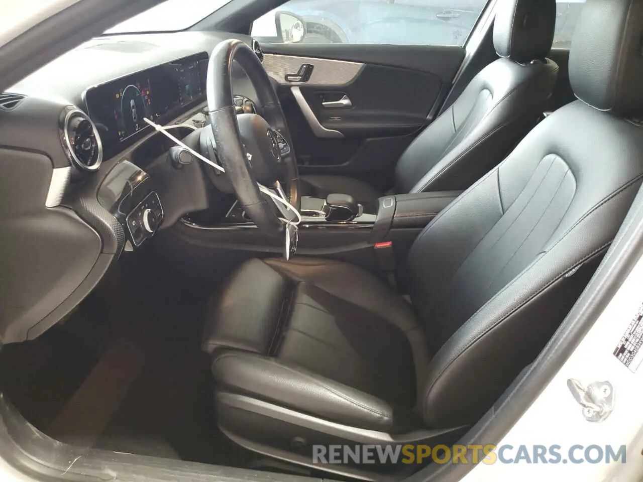 7 Photograph of a damaged car WDD3G4EB9KW034728 MERCEDES-BENZ A-CLASS 2019