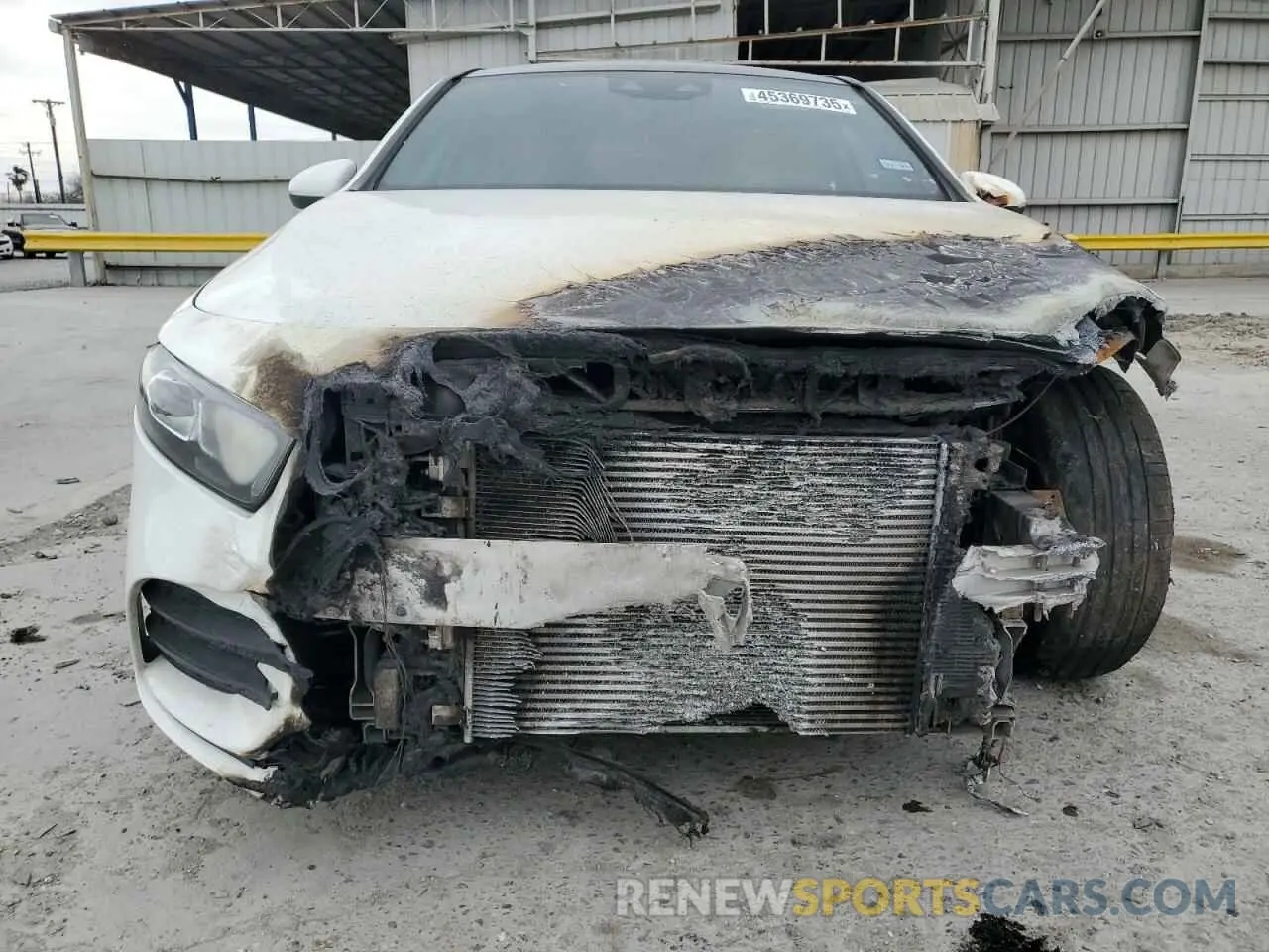 5 Photograph of a damaged car WDD3G4EBXKW012818 MERCEDES-BENZ A-CLASS 2019