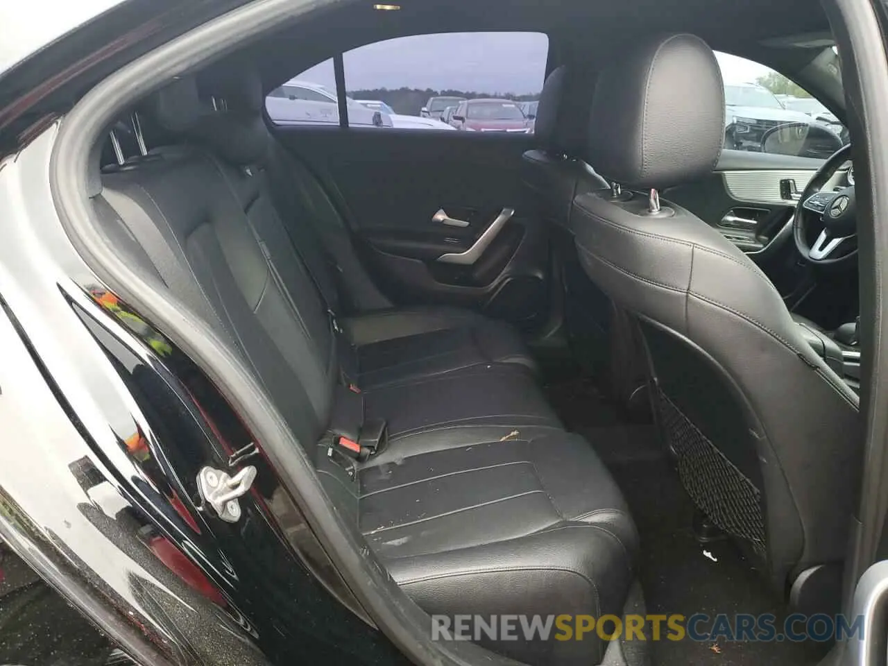 10 Photograph of a damaged car WDD3G4EBXKW024936 MERCEDES-BENZ A-CLASS 2019