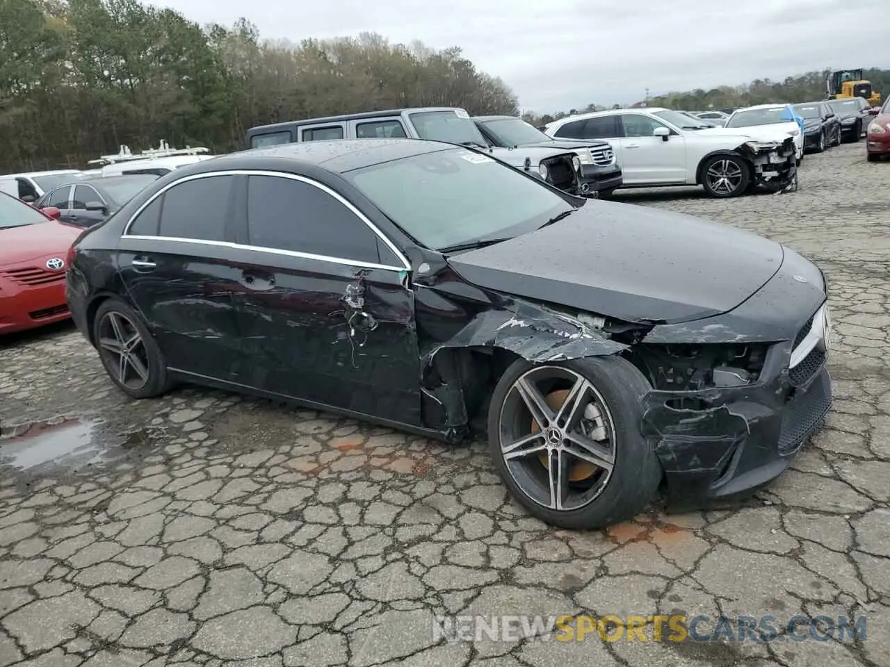 4 Photograph of a damaged car WDD3G4EBXKW024936 MERCEDES-BENZ A-CLASS 2019