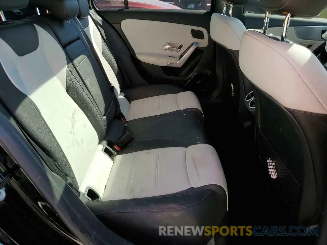 11 Photograph of a damaged car WDD3G4EBXKW028565 MERCEDES-BENZ A-CLASS 2019