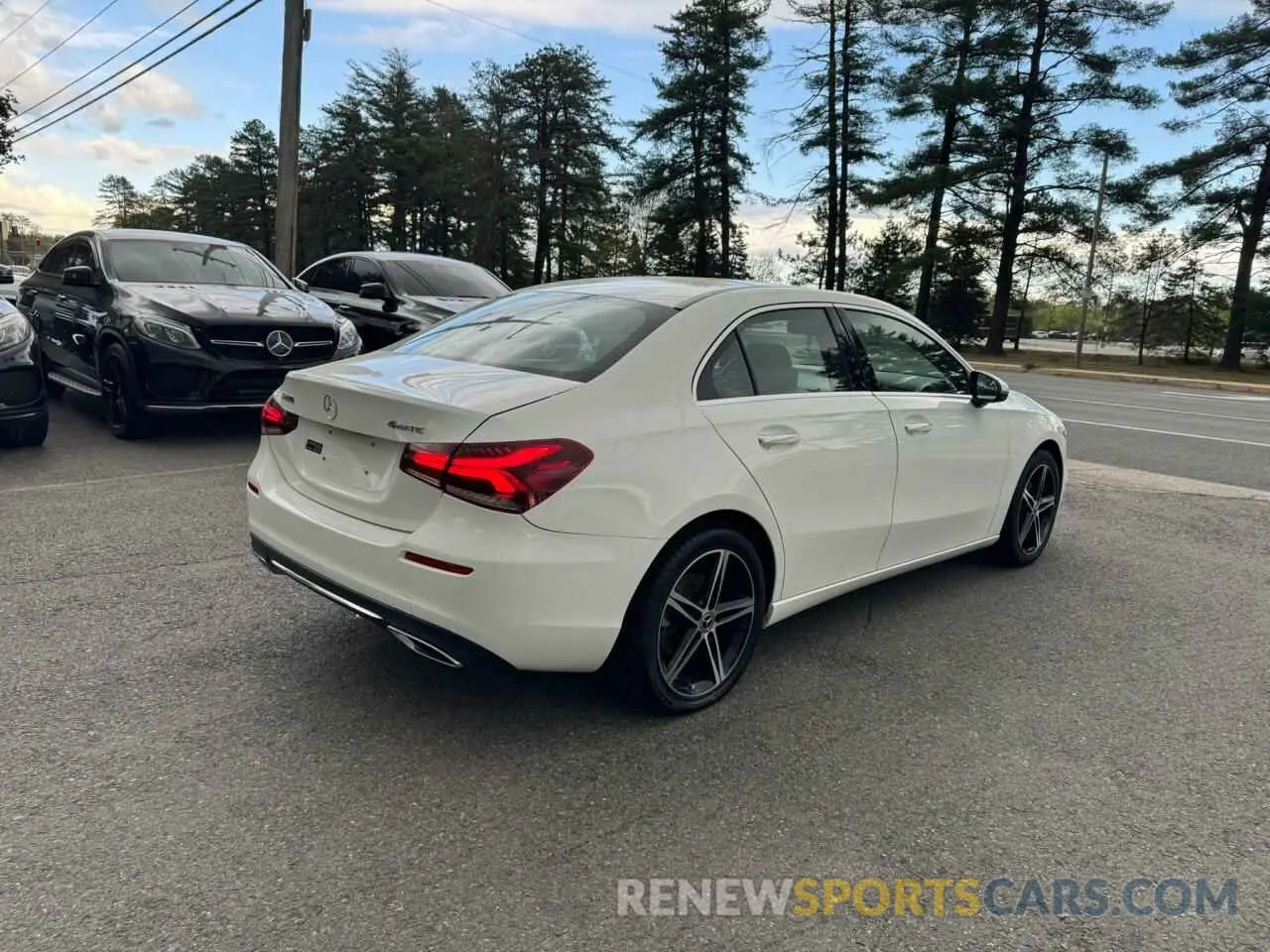 3 Photograph of a damaged car WDD3G4FB1KW000720 MERCEDES-BENZ A-CLASS 2019