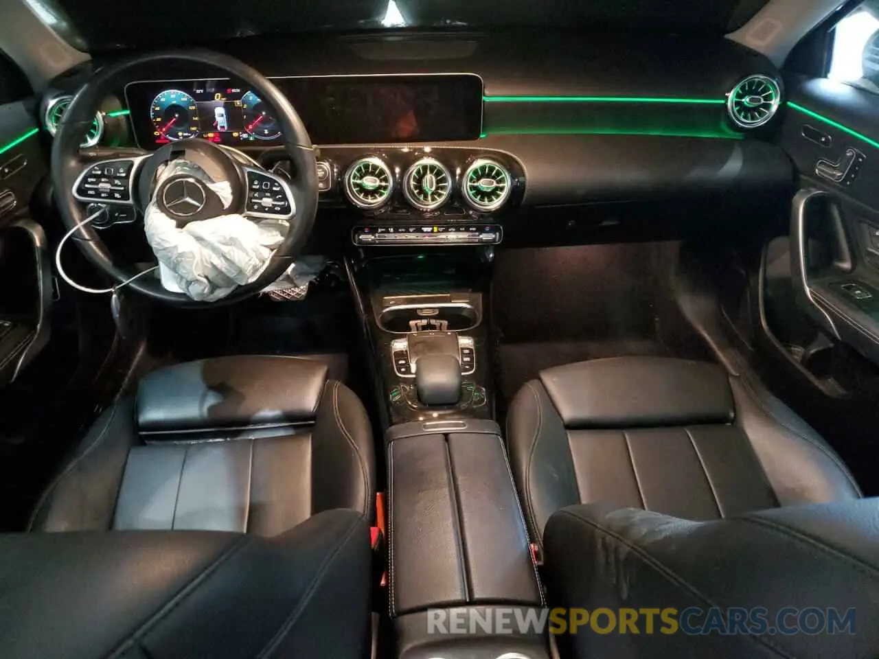 8 Photograph of a damaged car WDD3G4FB2KW019857 MERCEDES-BENZ A-CLASS 2019