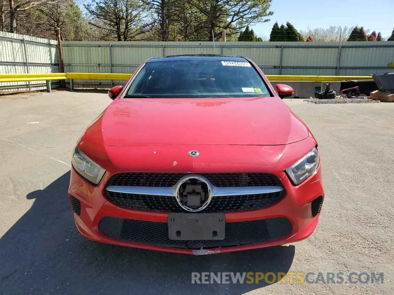 5 Photograph of a damaged car WDD3G4FB2KW034746 MERCEDES-BENZ A-CLASS 2019