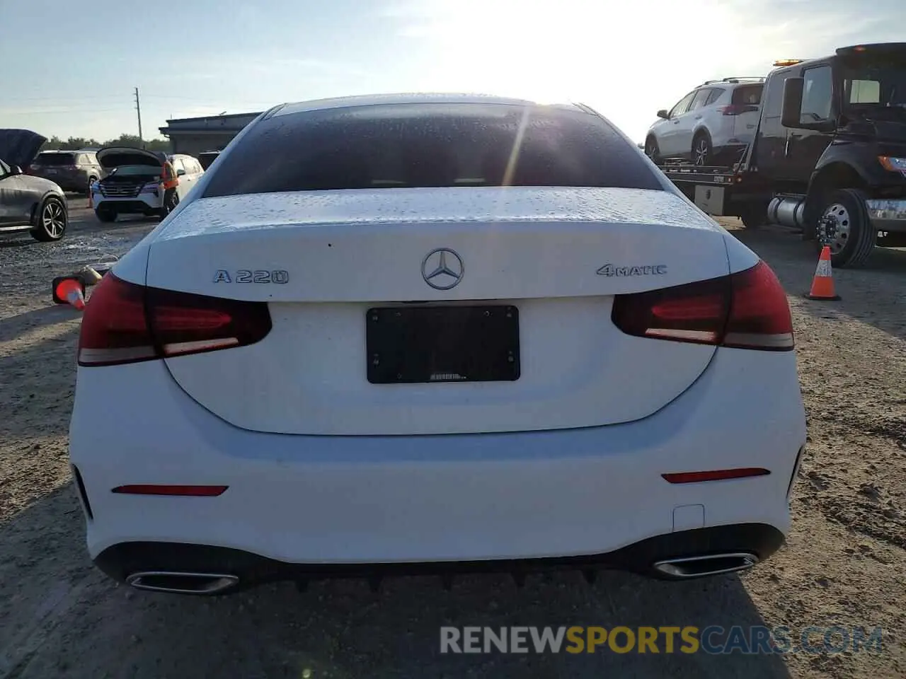 6 Photograph of a damaged car WDD3G4FB3KW005272 MERCEDES-BENZ A-CLASS 2019