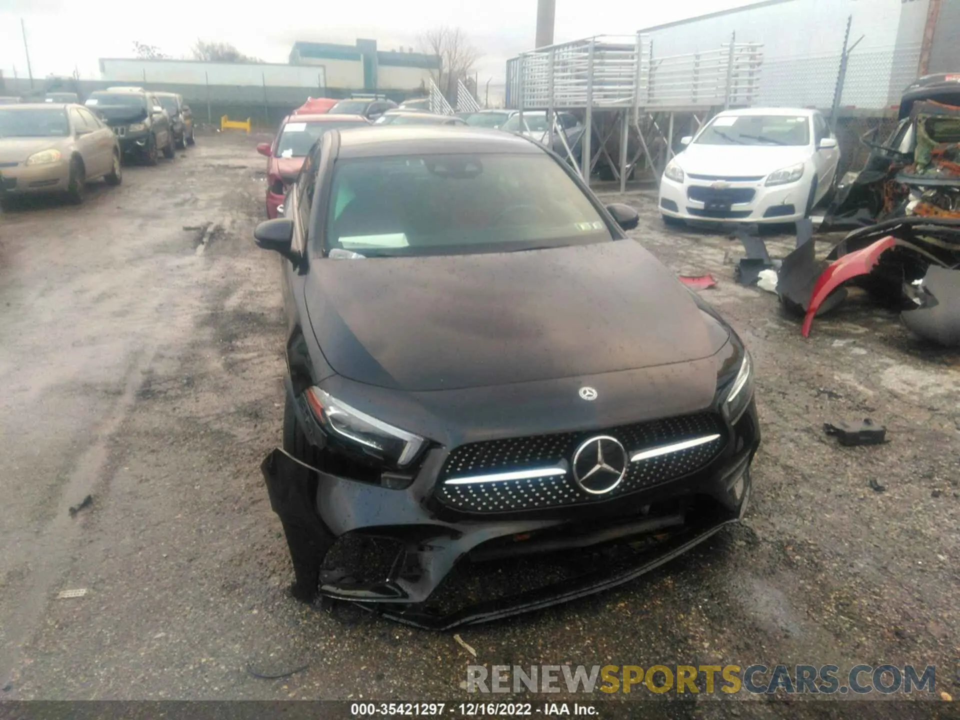 6 Photograph of a damaged car WDD3G4FB3KW019821 MERCEDES-BENZ A-CLASS 2019