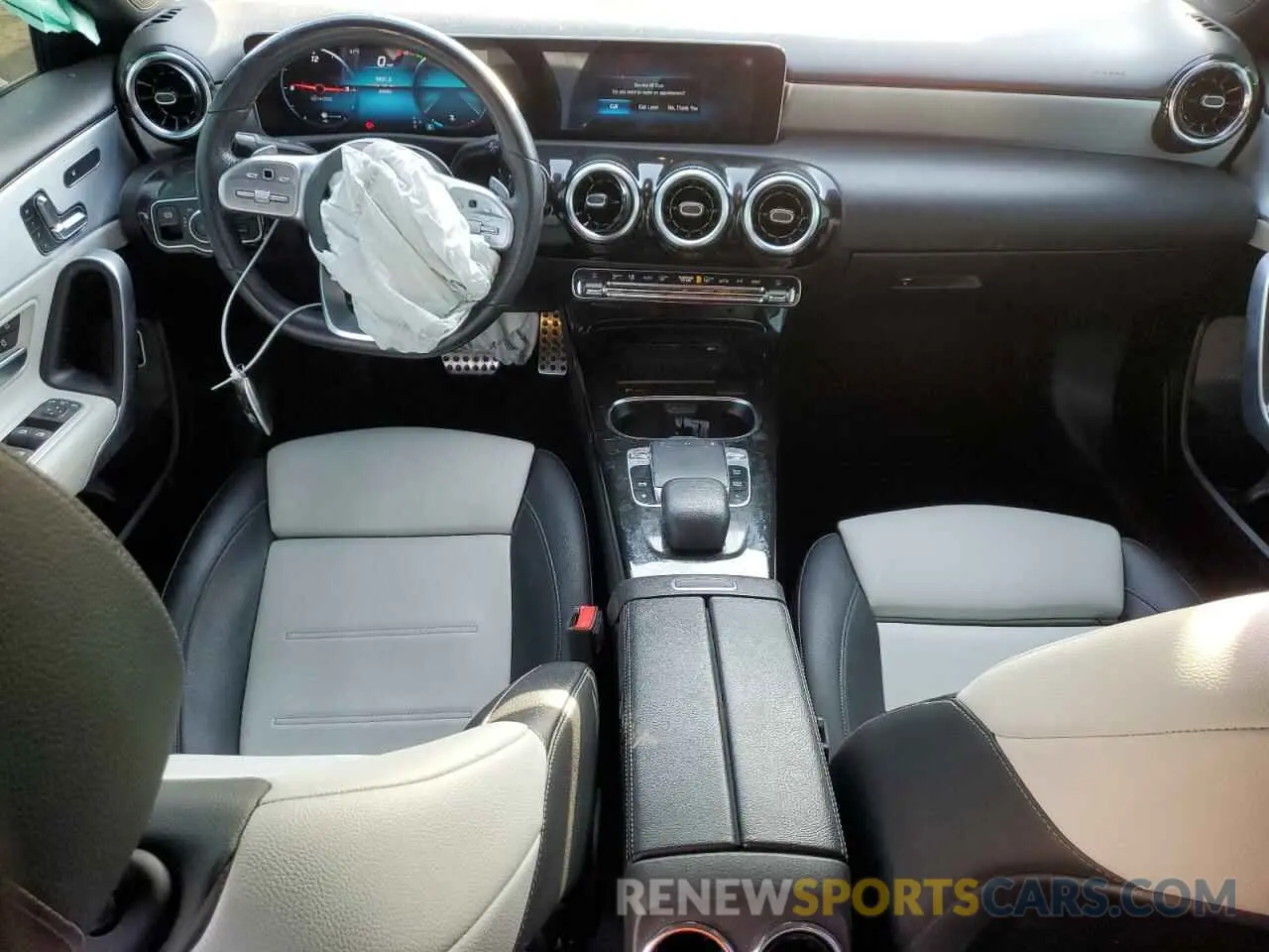 8 Photograph of a damaged car WDD3G4FB3KW022895 MERCEDES-BENZ A-CLASS 2019