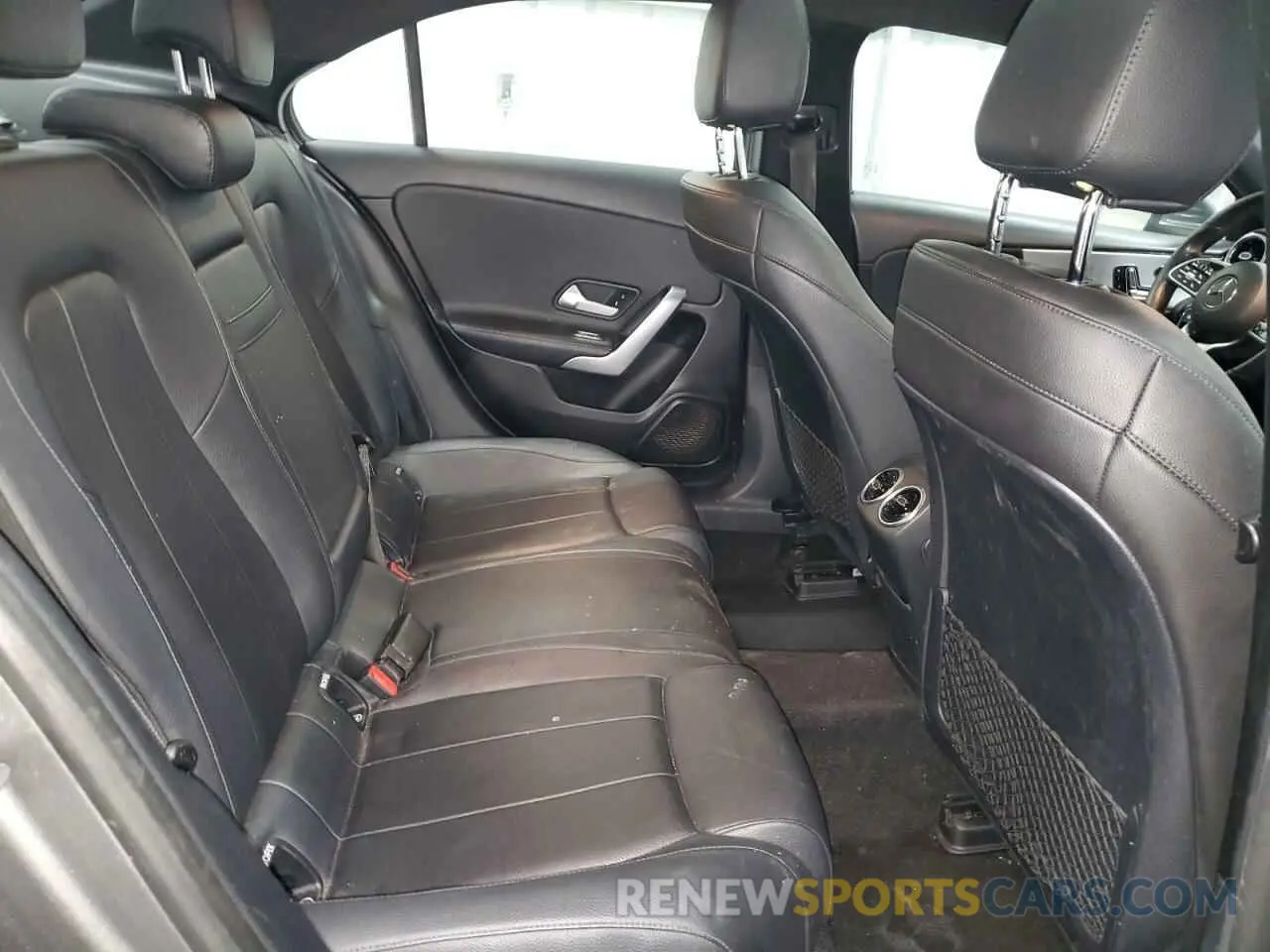 10 Photograph of a damaged car WDD3G4FB4KW021724 MERCEDES-BENZ A-CLASS 2019