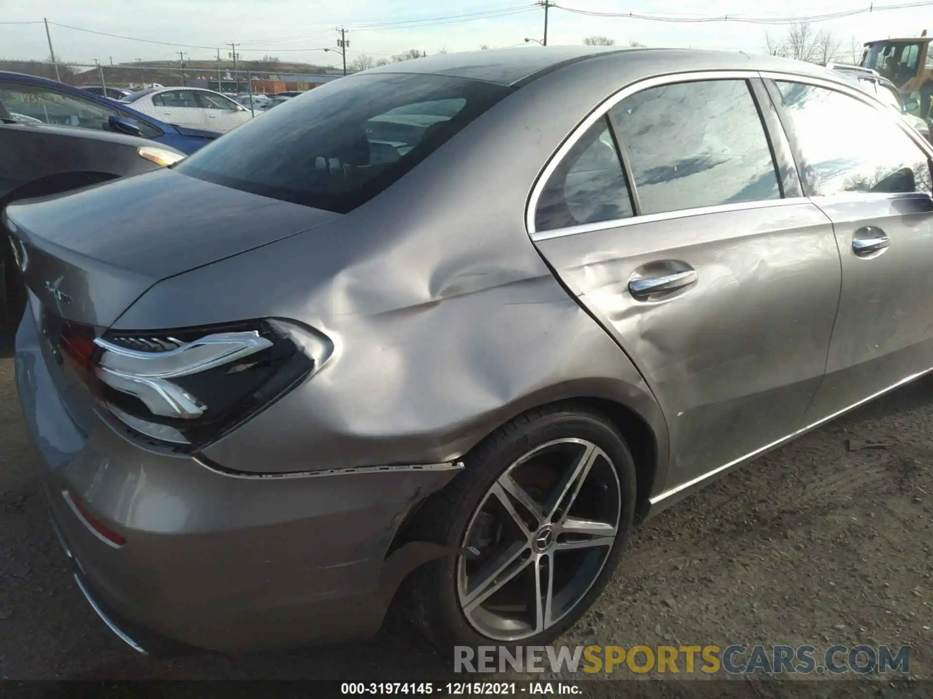 6 Photograph of a damaged car WDD3G4FB4KW022436 MERCEDES-BENZ A-CLASS 2019