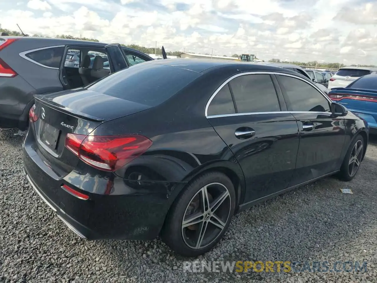 3 Photograph of a damaged car WDD3G4FB5KW018881 MERCEDES-BENZ A-CLASS 2019