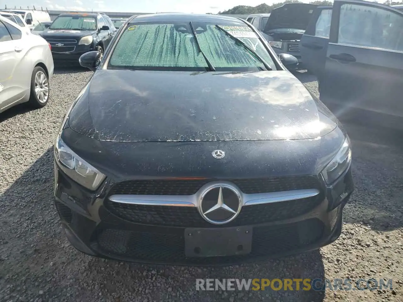 5 Photograph of a damaged car WDD3G4FB5KW018881 MERCEDES-BENZ A-CLASS 2019