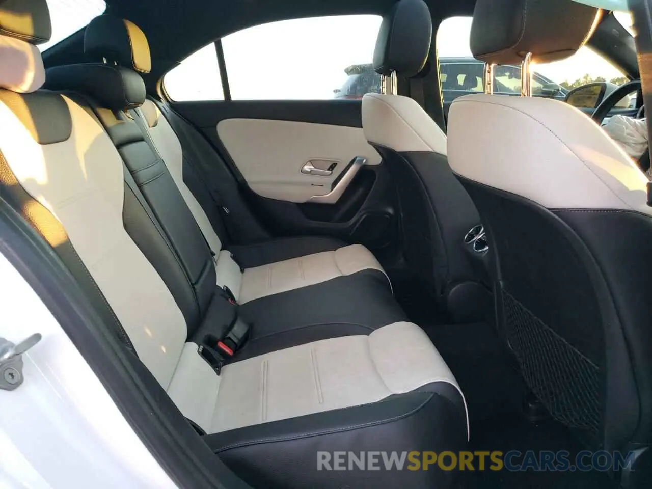 10 Photograph of a damaged car WDD3G4FB5KW025619 MERCEDES-BENZ A-CLASS 2019