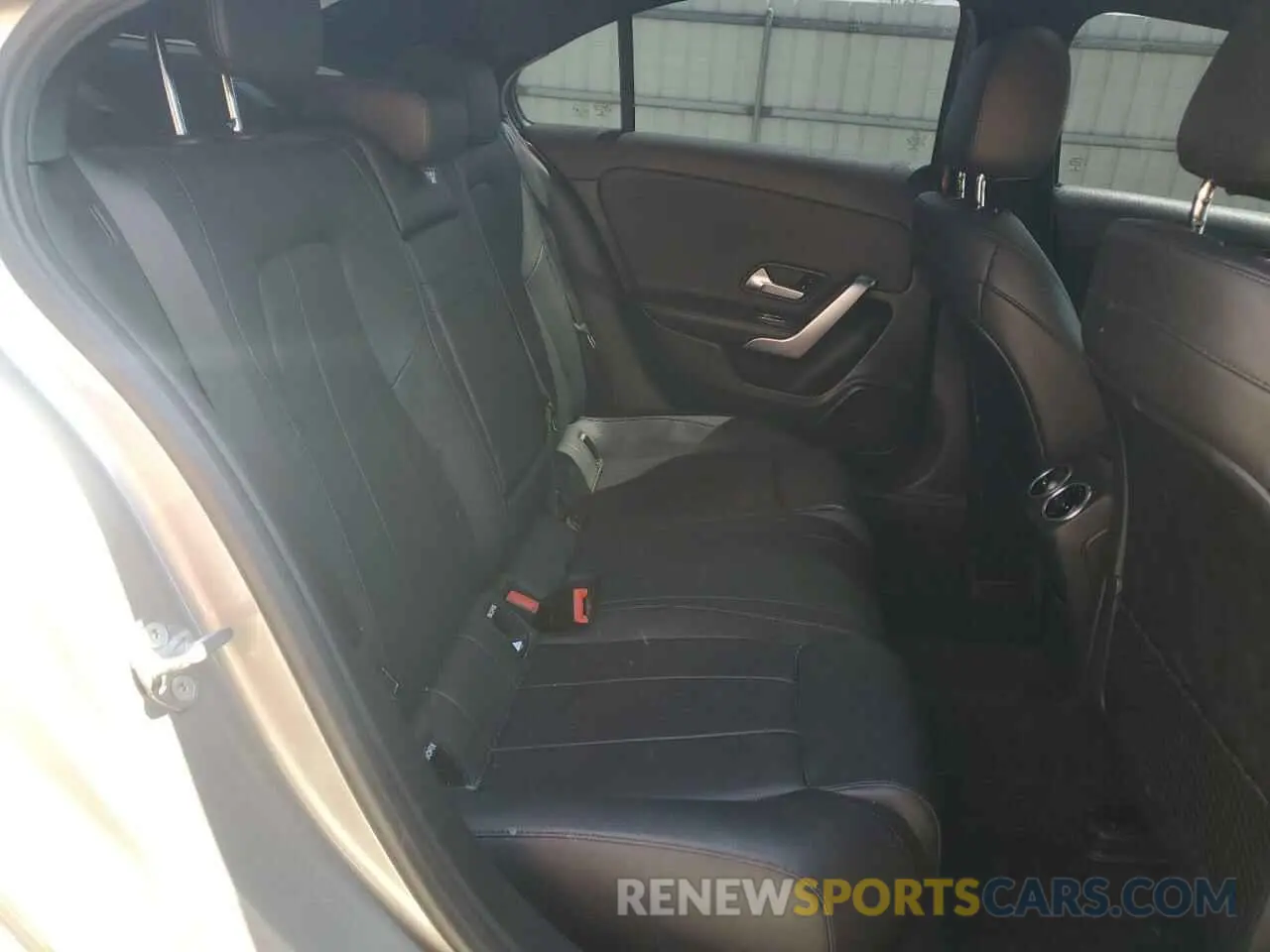 10 Photograph of a damaged car WDD3G4FB5KW035535 MERCEDES-BENZ A-CLASS 2019