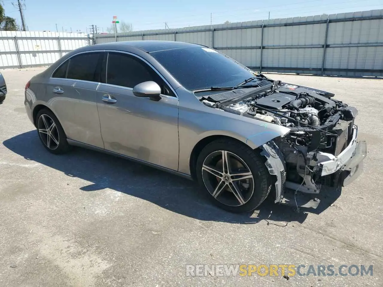4 Photograph of a damaged car WDD3G4FB5KW035535 MERCEDES-BENZ A-CLASS 2019