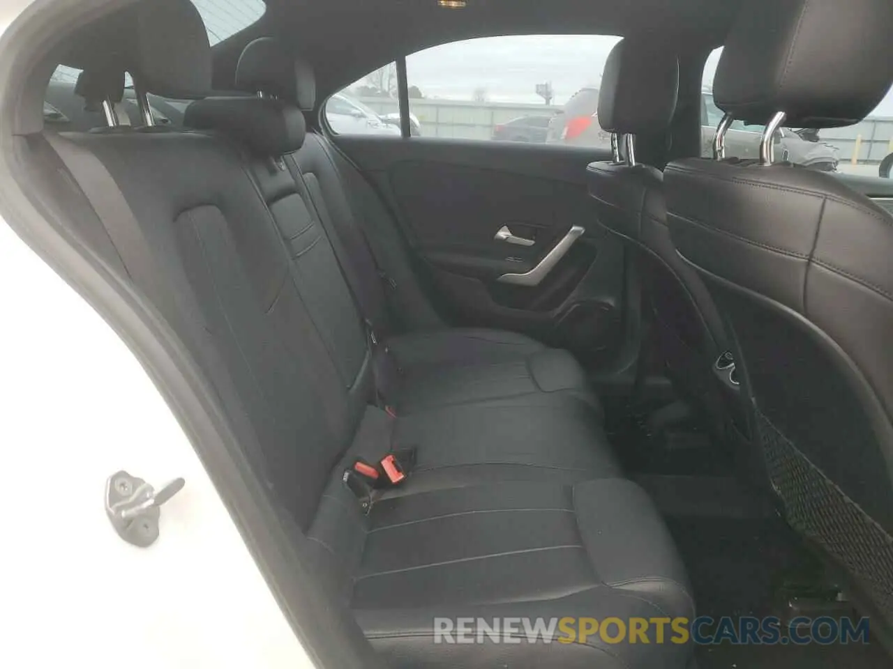 10 Photograph of a damaged car WDD3G4FB6KW000809 MERCEDES-BENZ A-CLASS 2019