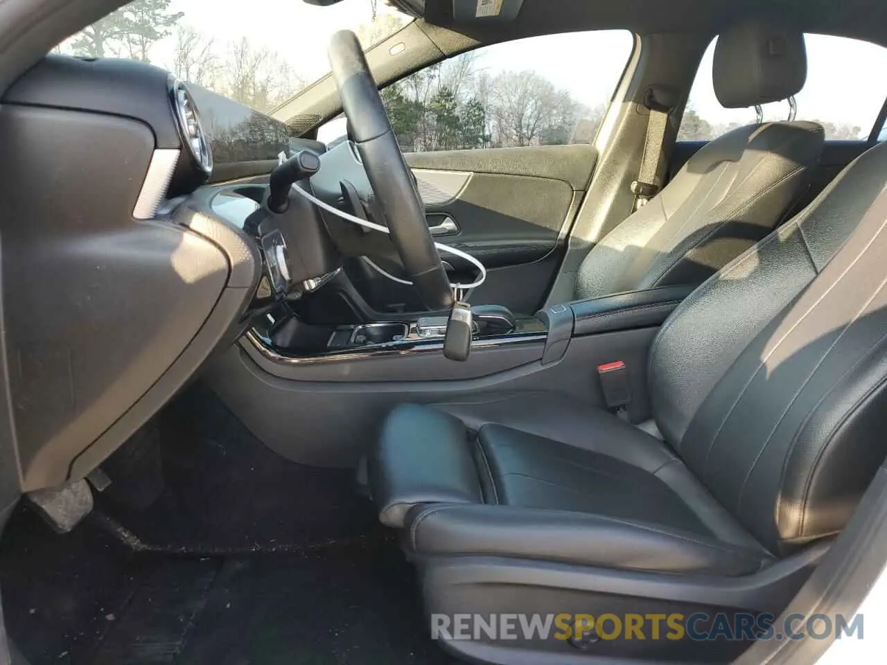 7 Photograph of a damaged car WDD3G4FB6KW000809 MERCEDES-BENZ A-CLASS 2019