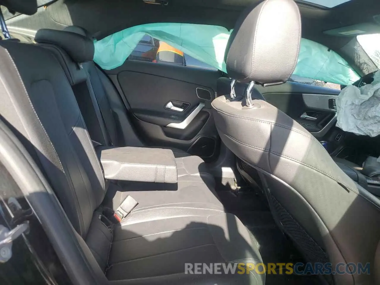 10 Photograph of a damaged car WDD3G4FB6KW020297 MERCEDES-BENZ A-CLASS 2019