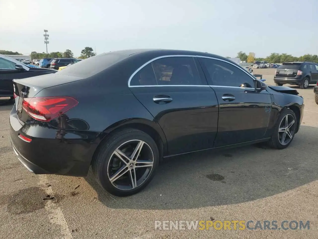 3 Photograph of a damaged car WDD3G4FB6KW021644 MERCEDES-BENZ A-CLASS 2019