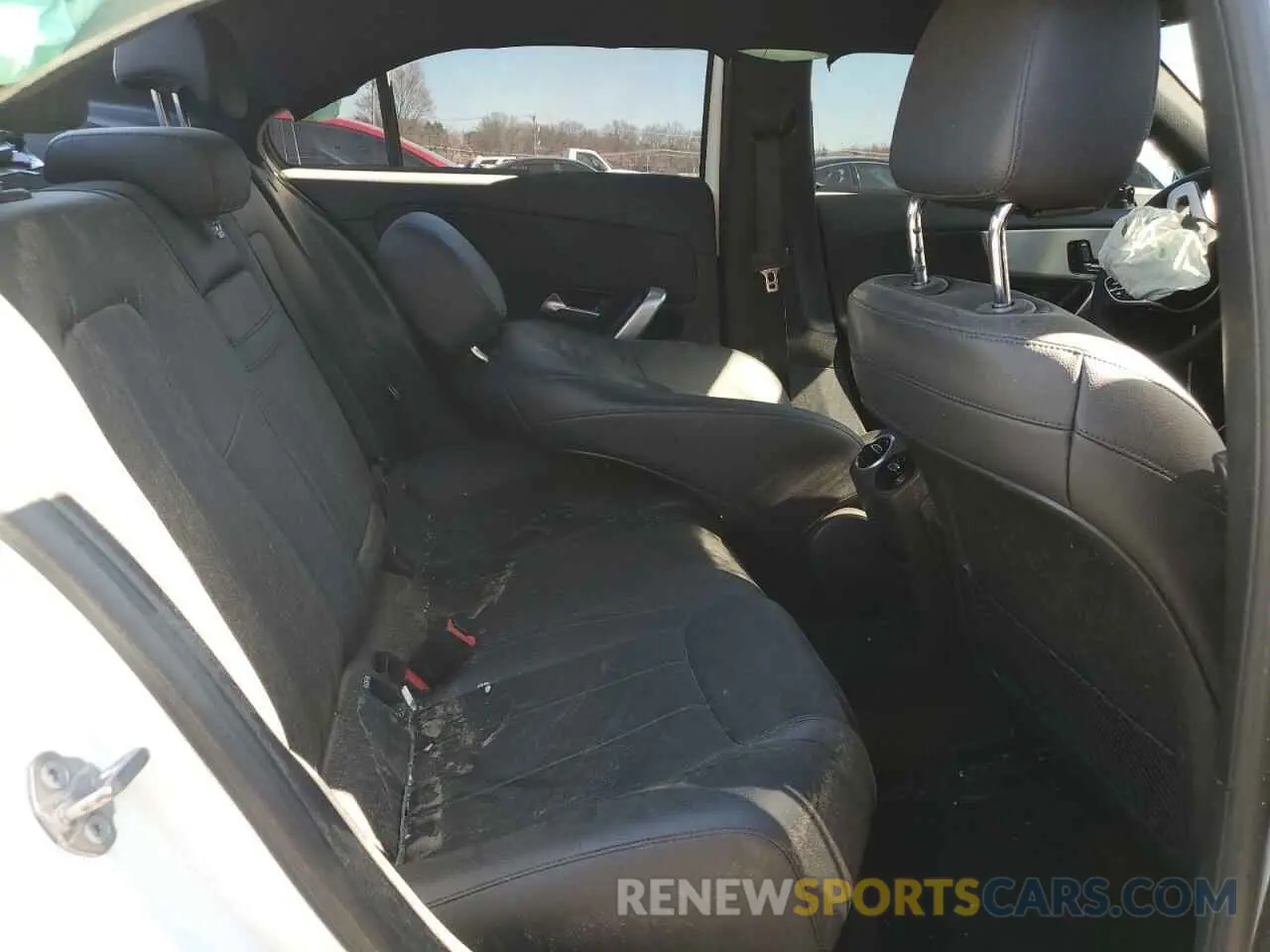 10 Photograph of a damaged car WDD3G4FB6KW026911 MERCEDES-BENZ A-CLASS 2019