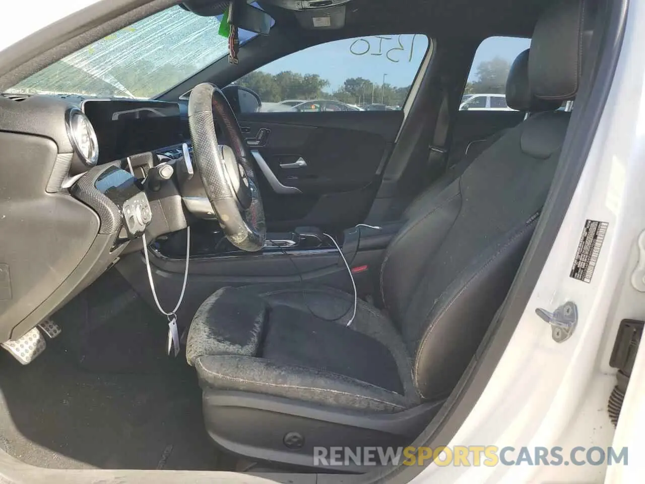 7 Photograph of a damaged car WDD3G4FB8KW007020 MERCEDES-BENZ A-CLASS 2019