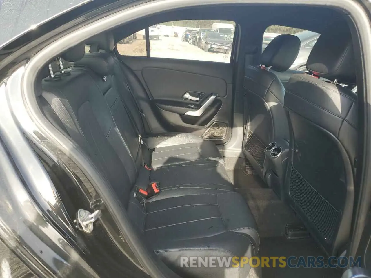 10 Photograph of a damaged car WDD3G4FB9KW002196 MERCEDES-BENZ A-CLASS 2019