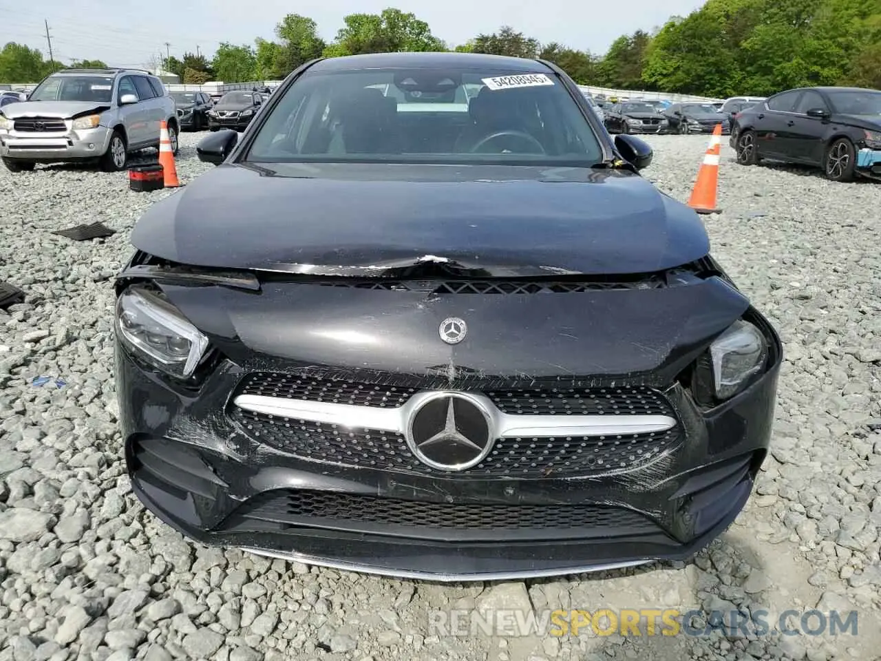 5 Photograph of a damaged car WDD3G4FB9KW012999 MERCEDES-BENZ A-CLASS 2019