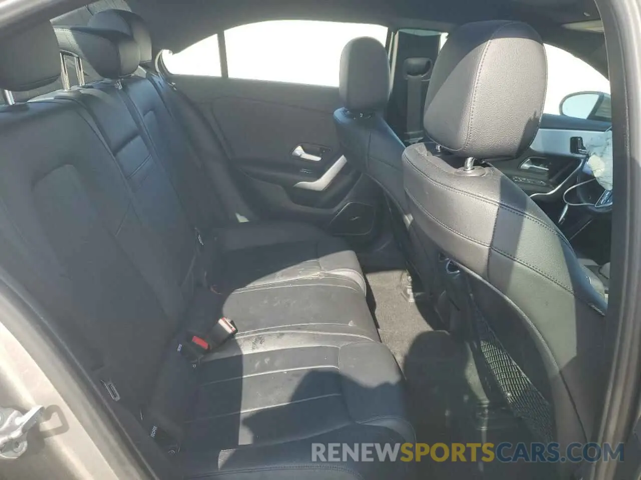 10 Photograph of a damaged car WDD3G4FB9KW025445 MERCEDES-BENZ A-CLASS 2019