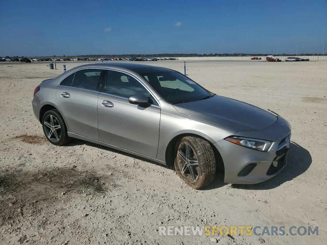 4 Photograph of a damaged car WDD3G4FB9KW025445 MERCEDES-BENZ A-CLASS 2019