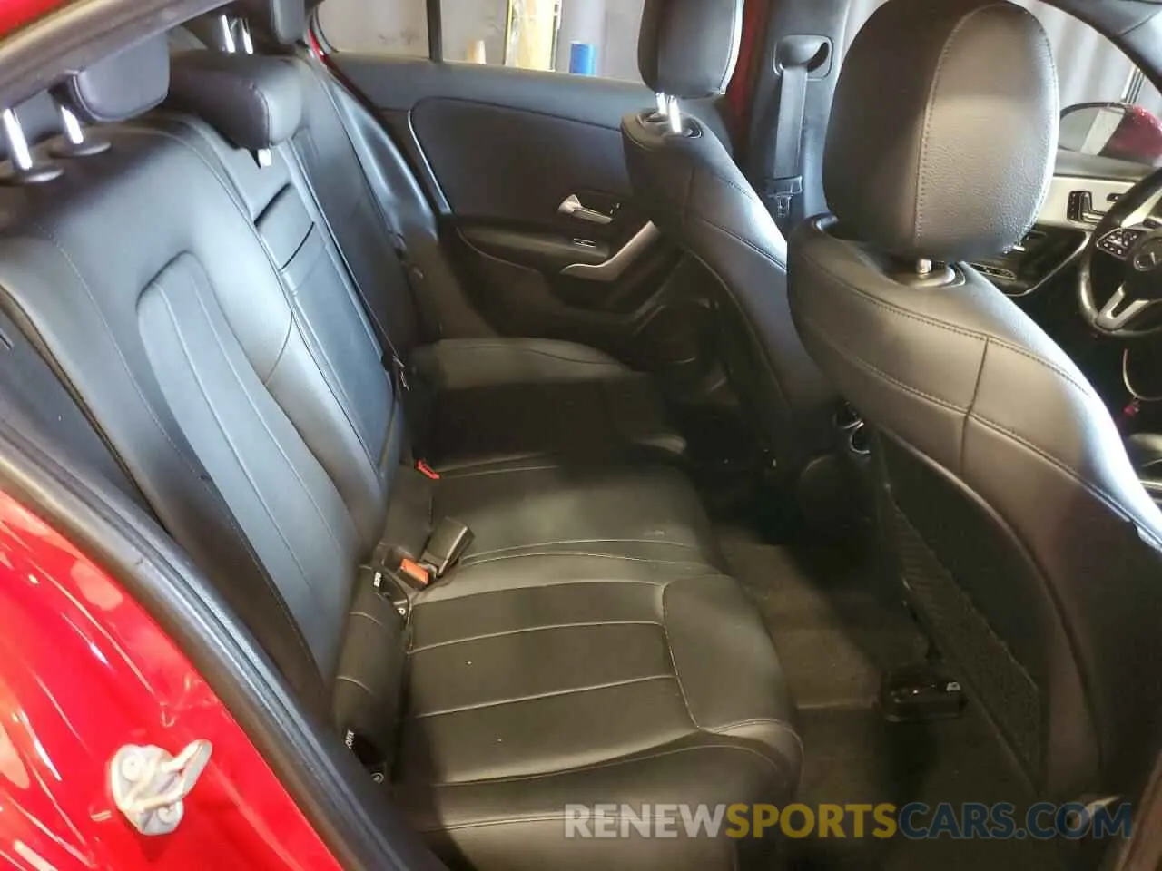10 Photograph of a damaged car WDD3G4FBXKW013305 MERCEDES-BENZ A-CLASS 2019