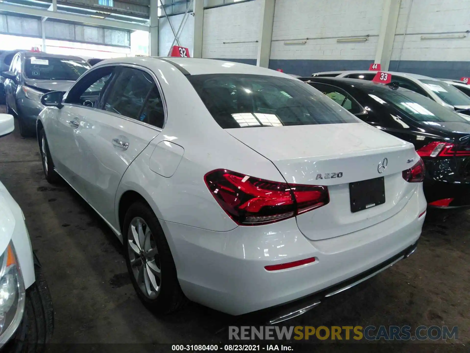 3 Photograph of a damaged car 0003G4FB2LW044534 MERCEDES-BENZ A-CLASS 2020