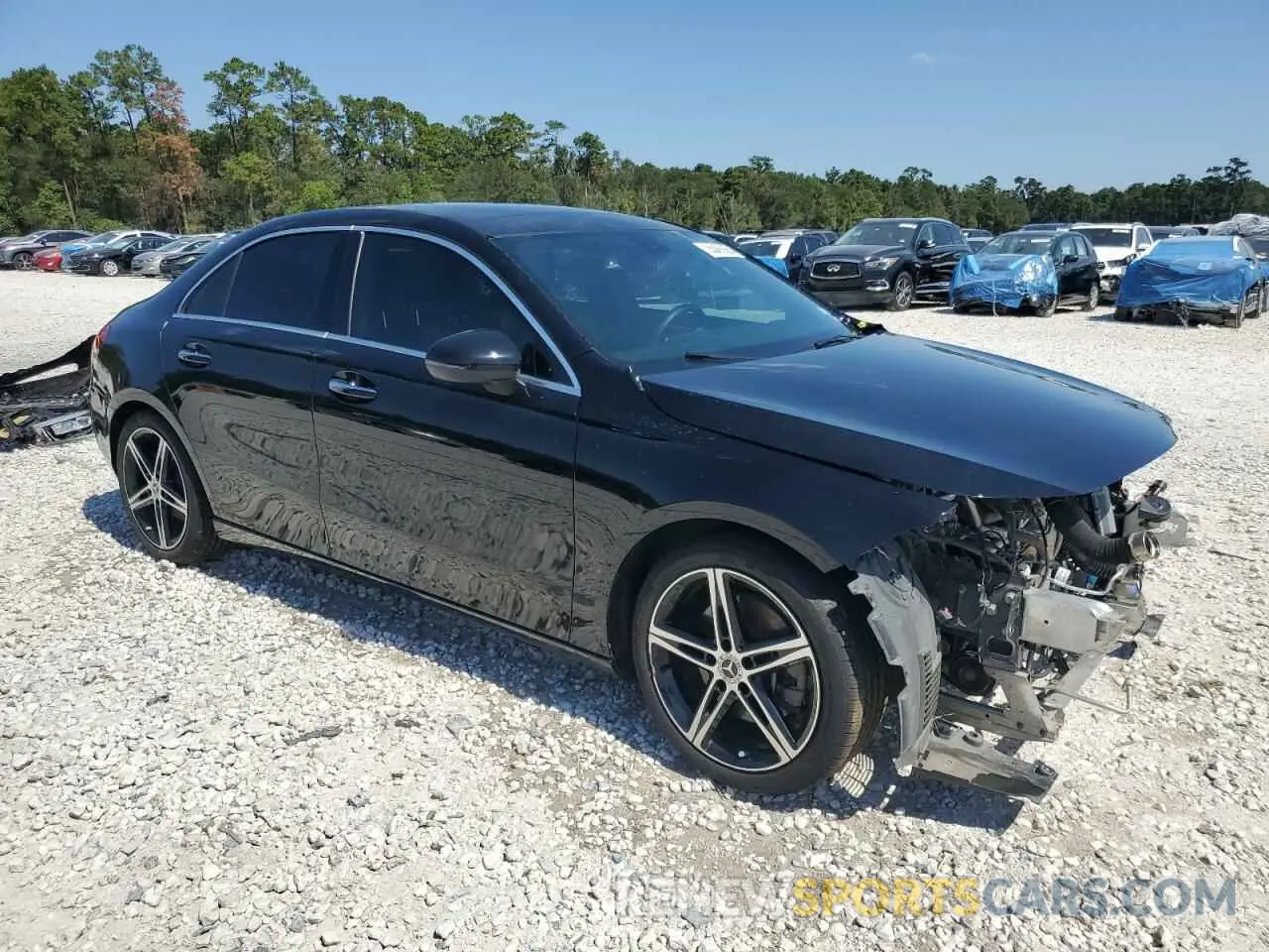 4 Photograph of a damaged car W1K3G4EB1LJ235926 MERCEDES-BENZ A-CLASS 2020