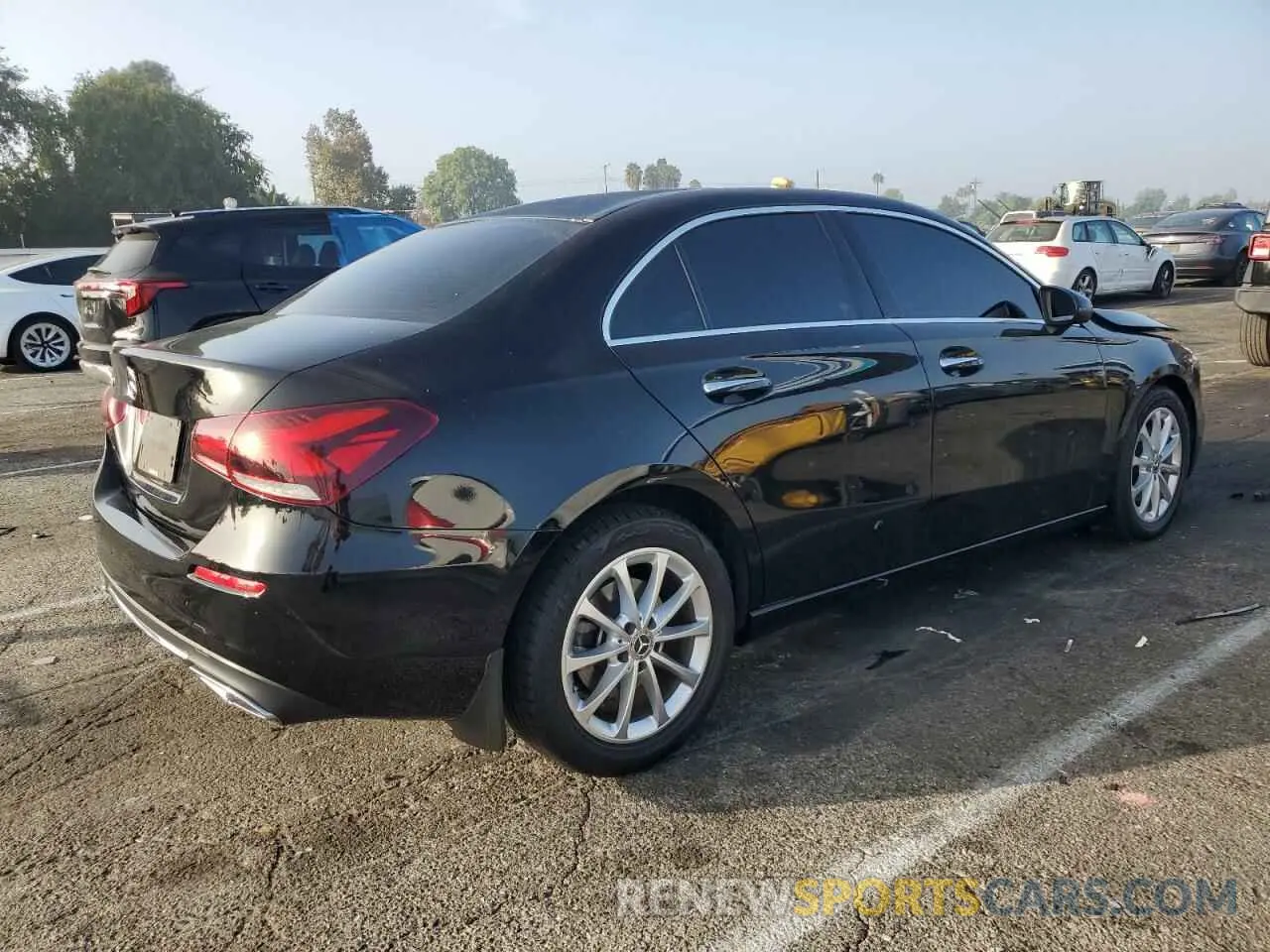 3 Photograph of a damaged car W1K3G4EB2LW043501 MERCEDES-BENZ A-CLASS 2020