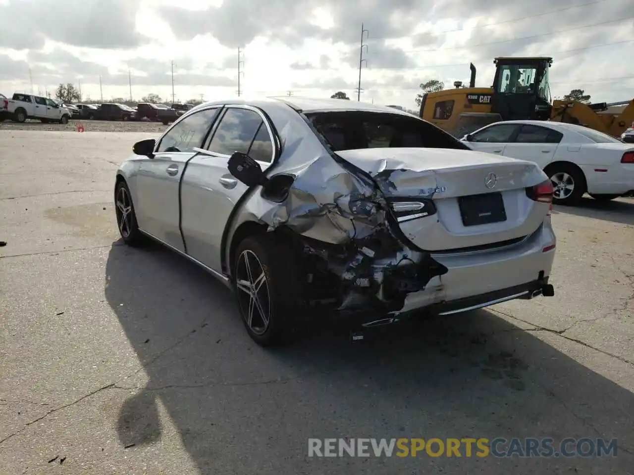 3 Photograph of a damaged car W1K3G4EB4LJ204427 MERCEDES-BENZ A-CLASS 2020