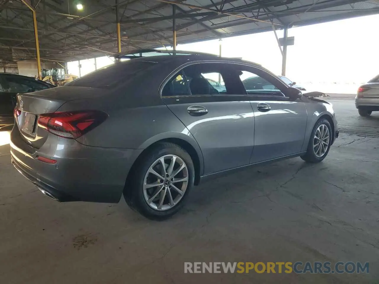 3 Photograph of a damaged car W1K3G4EB5LW043749 MERCEDES-BENZ A-CLASS 2020