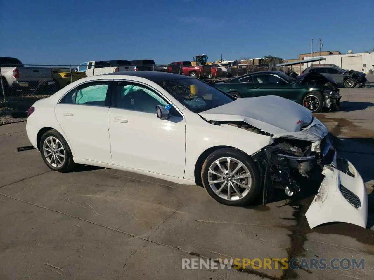 4 Photograph of a damaged car W1K3G4EBXLJ217912 MERCEDES-BENZ A-CLASS 2020