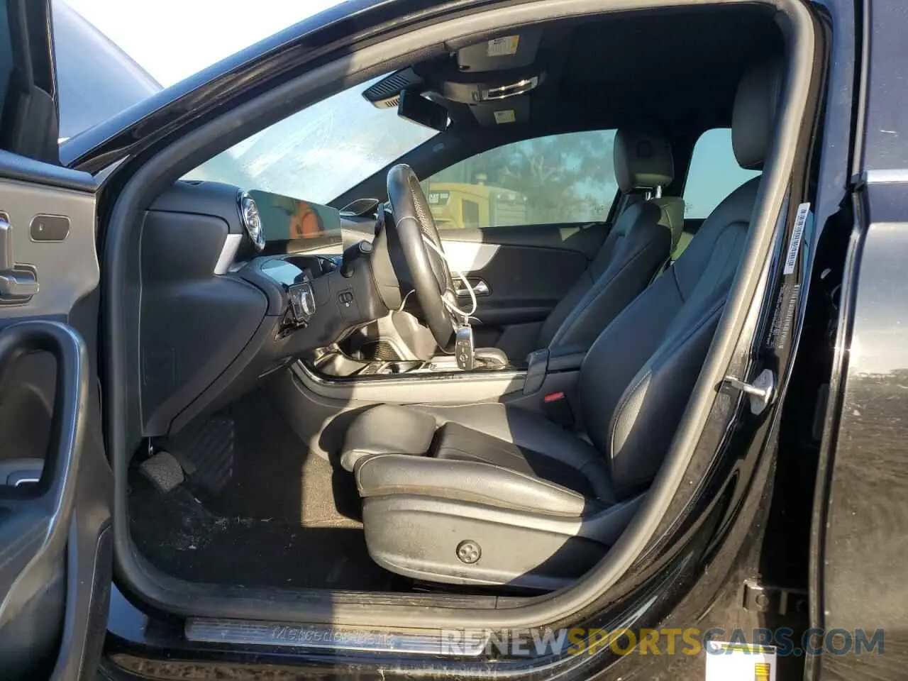 7 Photograph of a damaged car W1K3G4FB1LJ237500 MERCEDES-BENZ A-CLASS 2020