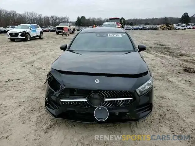 10 Photograph of a damaged car W1K3G4FB3LW045465 MERCEDES-BENZ A-CLASS 2020