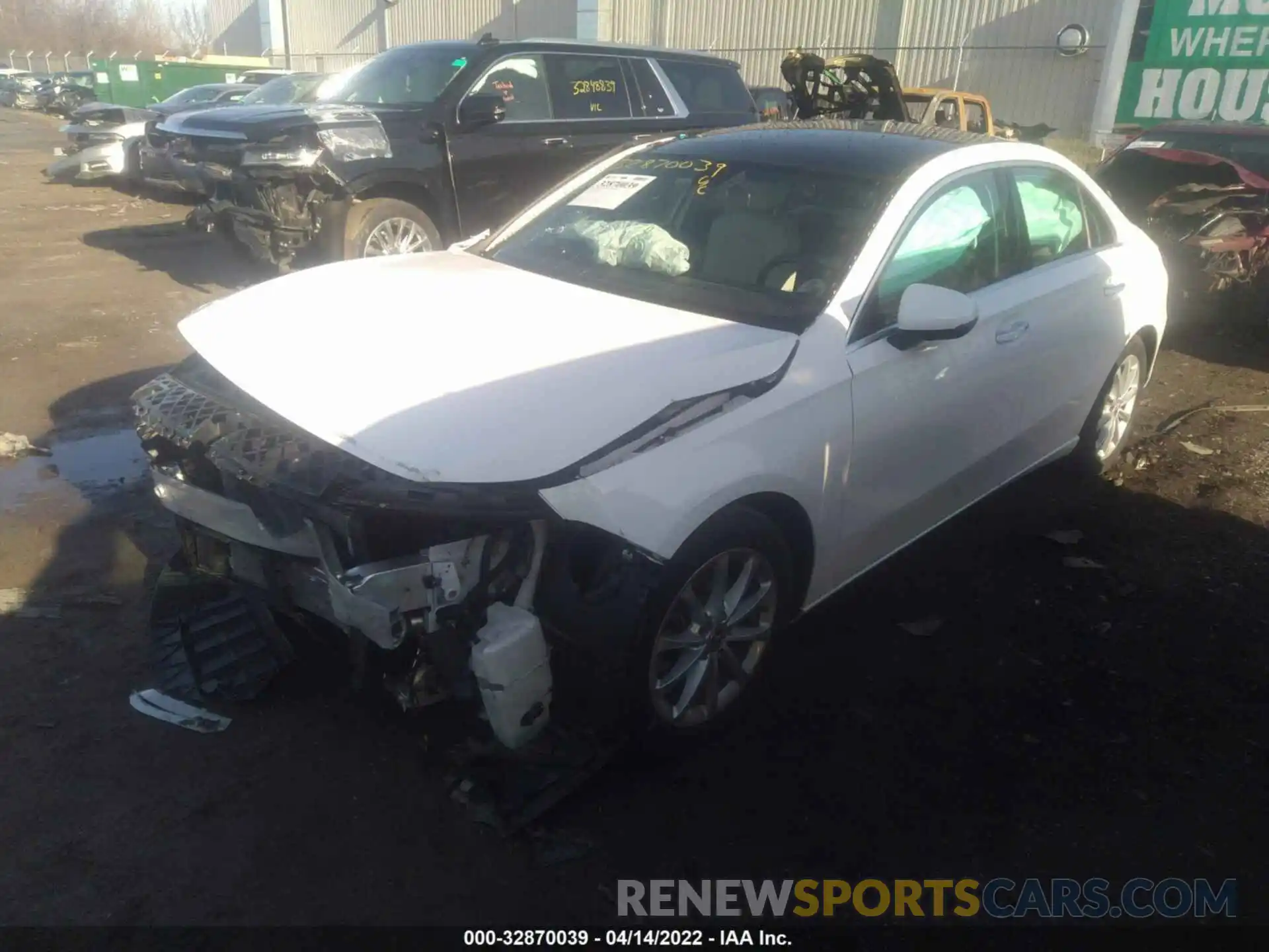 2 Photograph of a damaged car W1K3G4FBXLW045544 MERCEDES-BENZ A-CLASS 2020