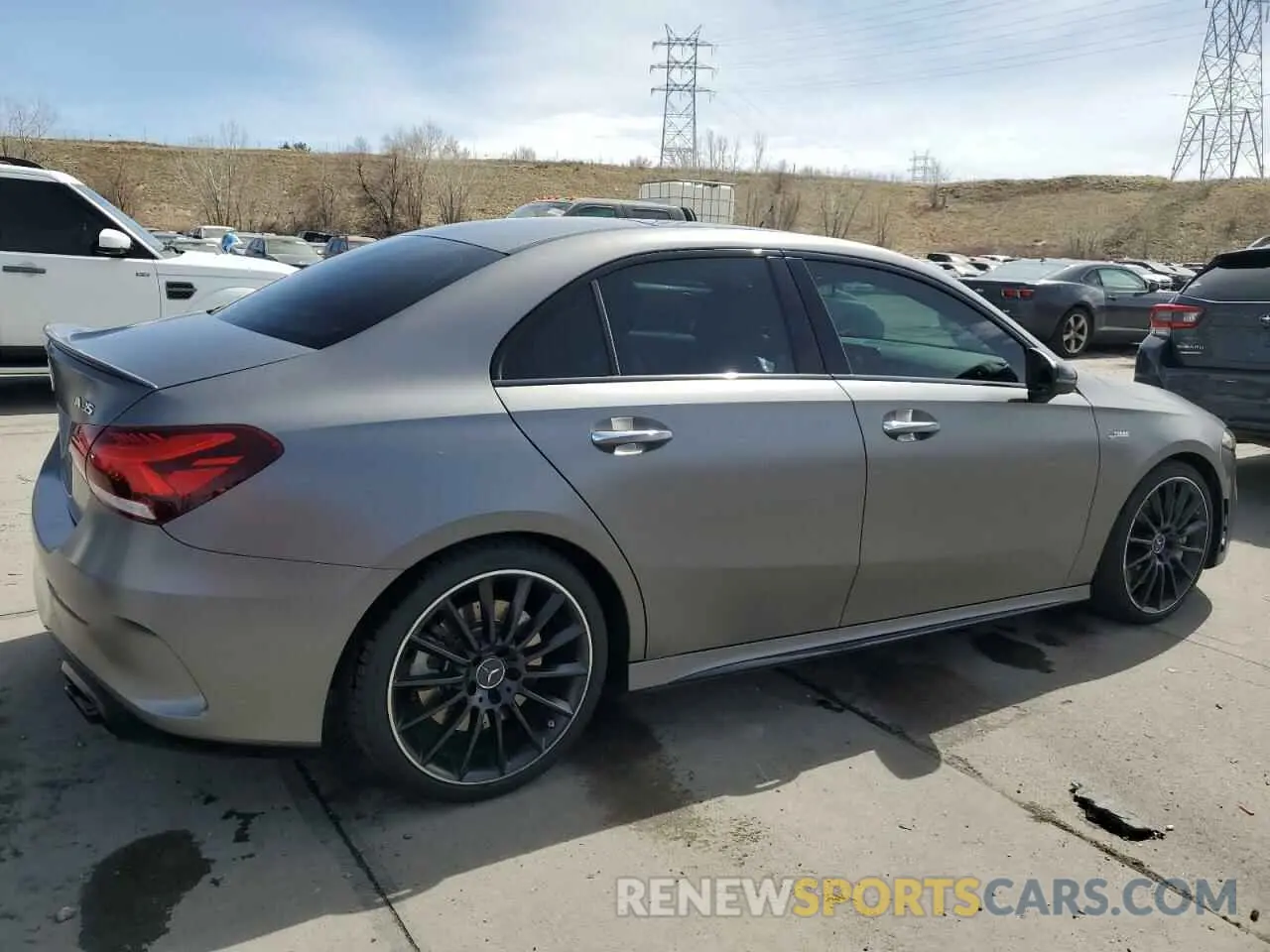 3 Photograph of a damaged car W1K3G5BB1LJ233443 MERCEDES-BENZ A-CLASS 2020