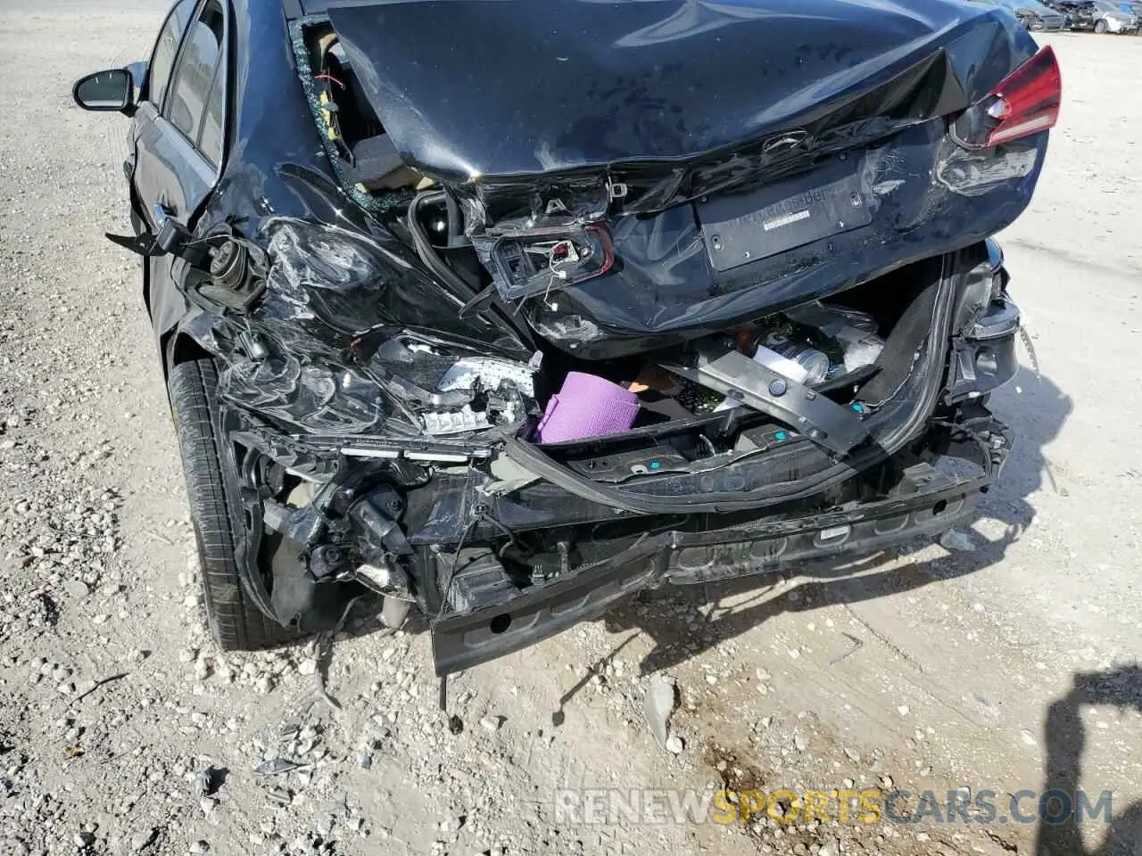 10 Photograph of a damaged car W1K3G4EB0MJ288375 MERCEDES-BENZ A-CLASS 2021