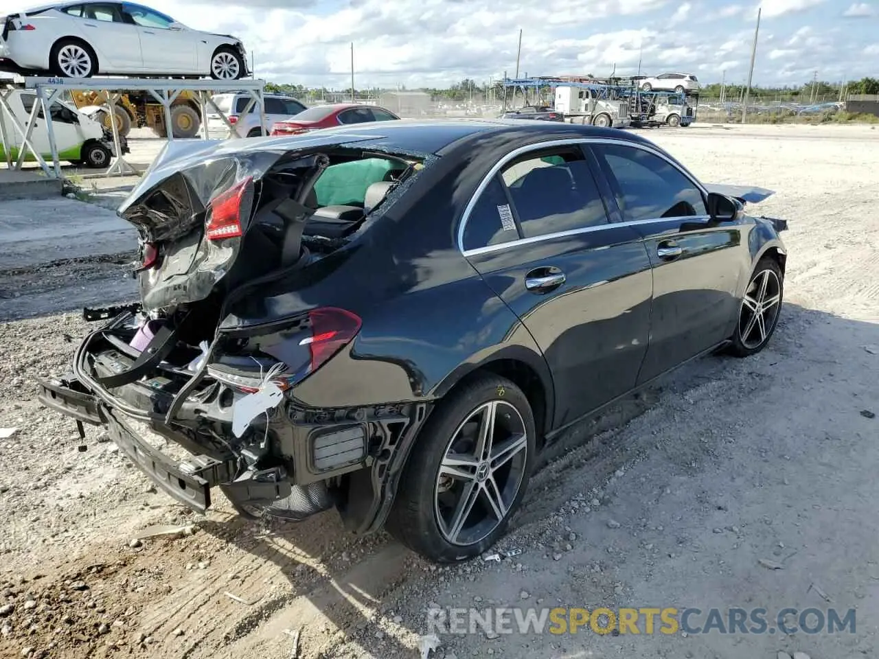 4 Photograph of a damaged car W1K3G4EB0MJ288375 MERCEDES-BENZ A-CLASS 2021