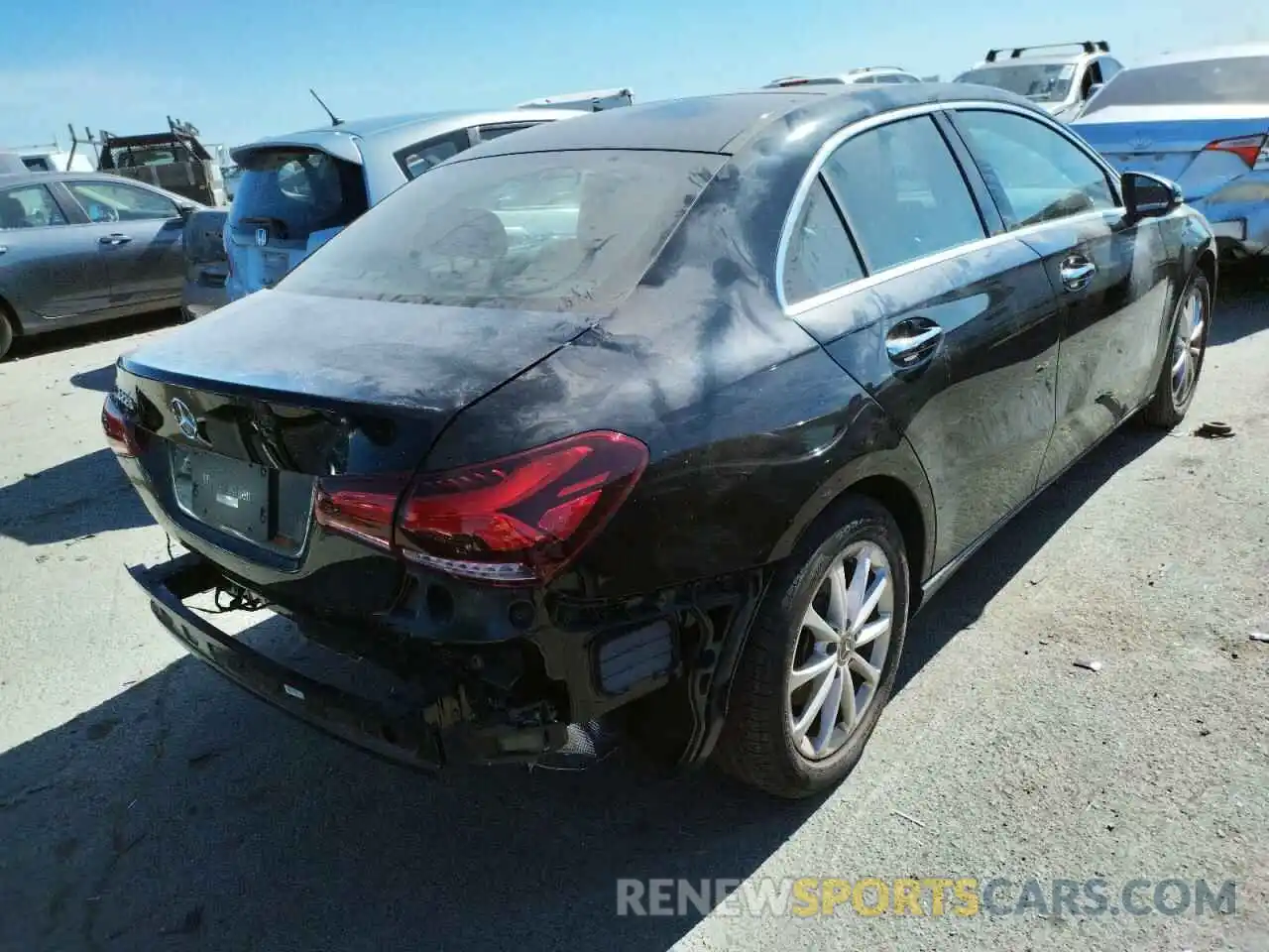 4 Photograph of a damaged car W1K3G4EB6MJ314316 MERCEDES-BENZ A-CLASS 2021